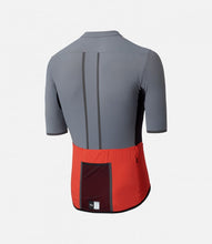 Lade das Bild in den Galerie-Viewer, Pedaled Odyssey Jersey
